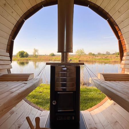 Dwor Osmolice Bed & Breakfast Bialki Dolne ภายนอก รูปภาพ