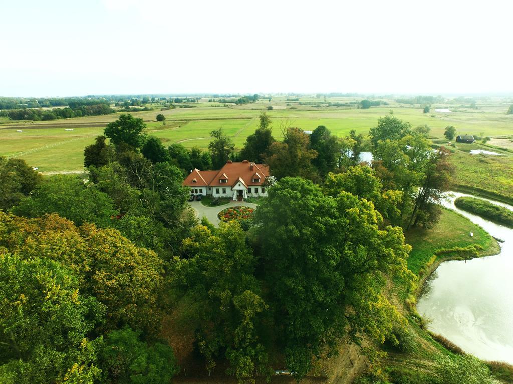 Dwor Osmolice Bed & Breakfast Bialki Dolne ภายนอก รูปภาพ